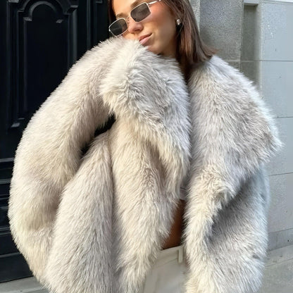 Magda | Faux Fur elegance Pelsfrakke